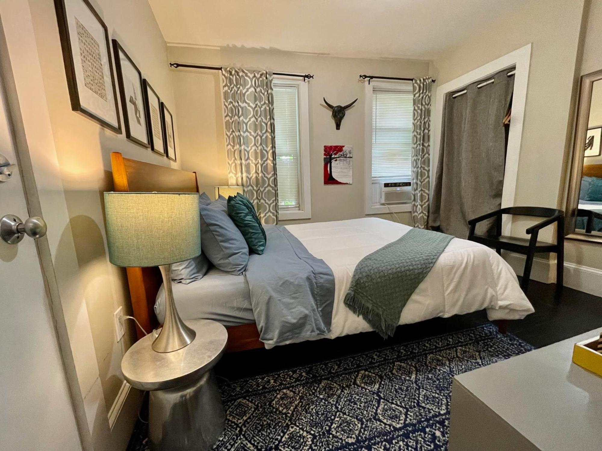 Apartamento Beautiful 3br 3ba Duplex Parking Location *