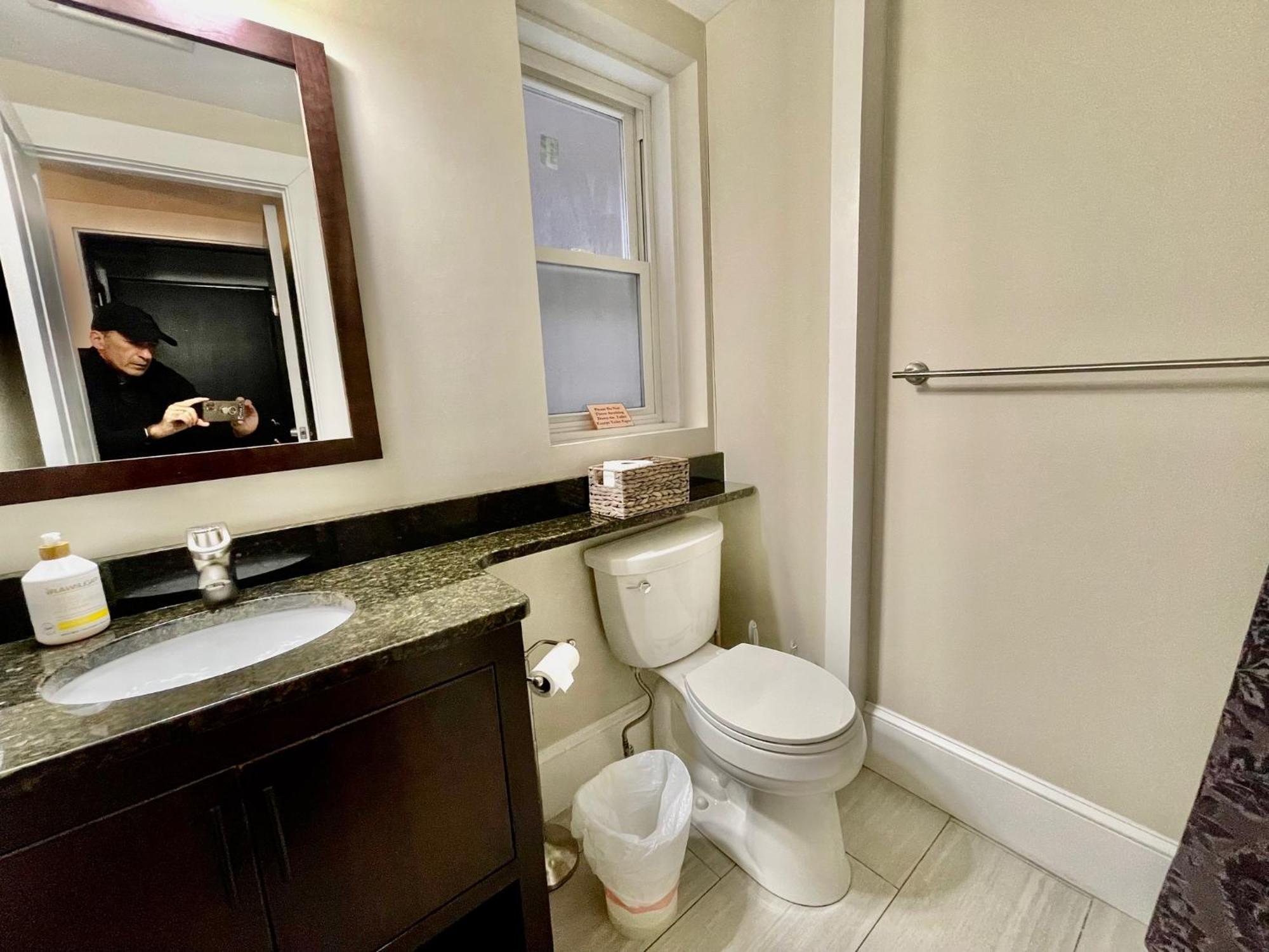 Beautiful 3br 3ba Duplex Parking Location Apartamento