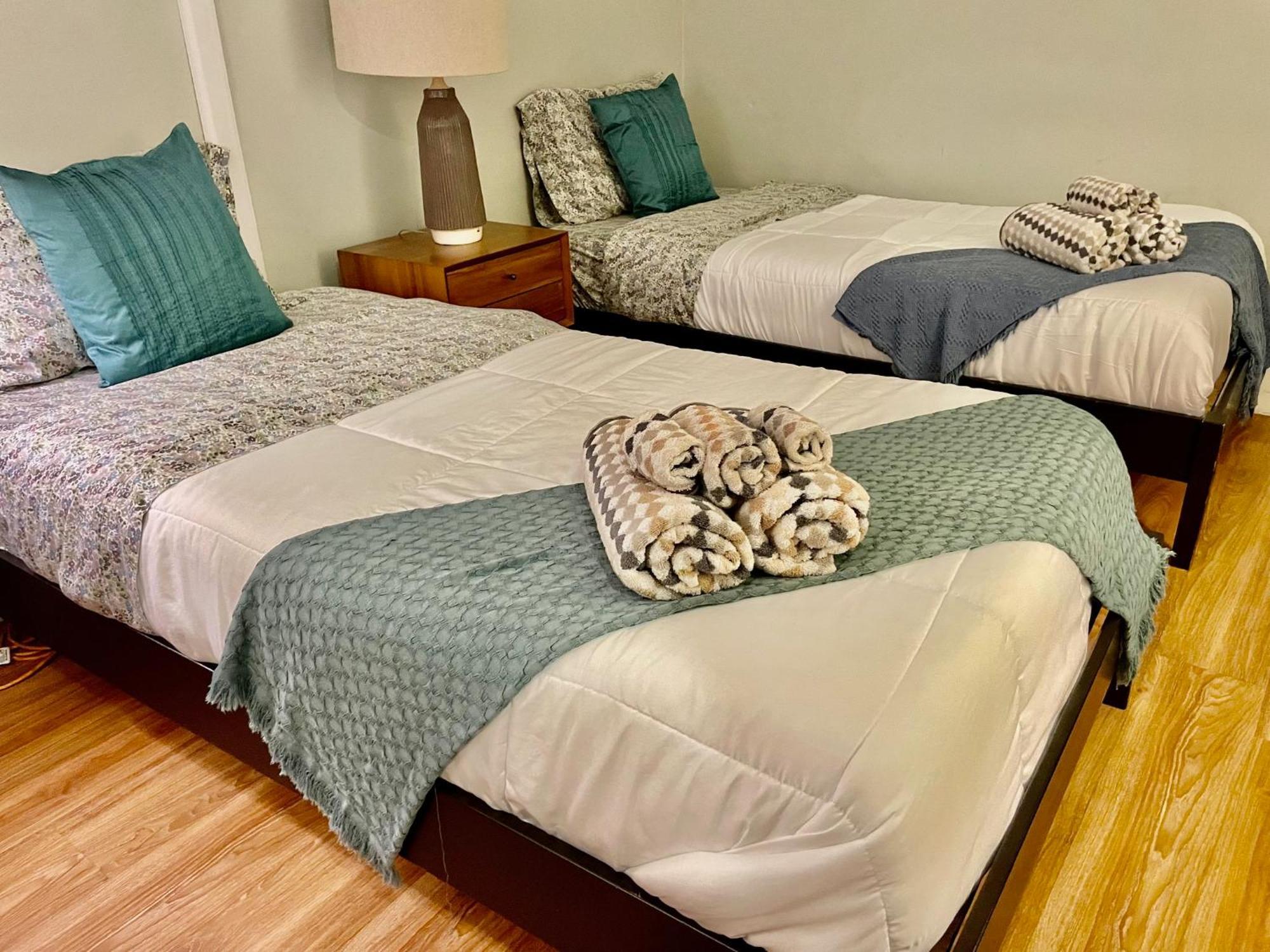 Beautiful 3br 3ba Duplex Parking Location Apartamento *