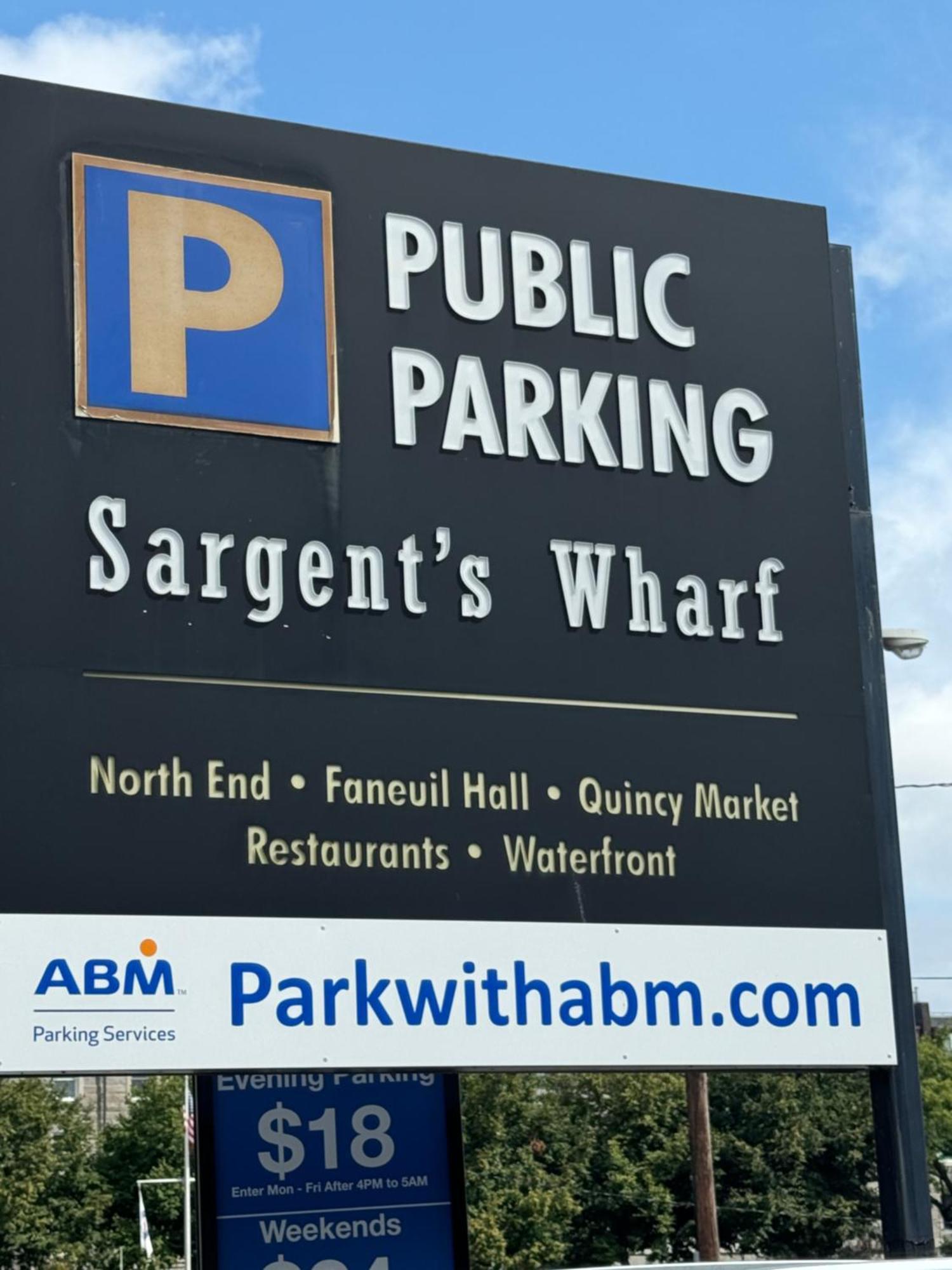 Amazing Location Parking *