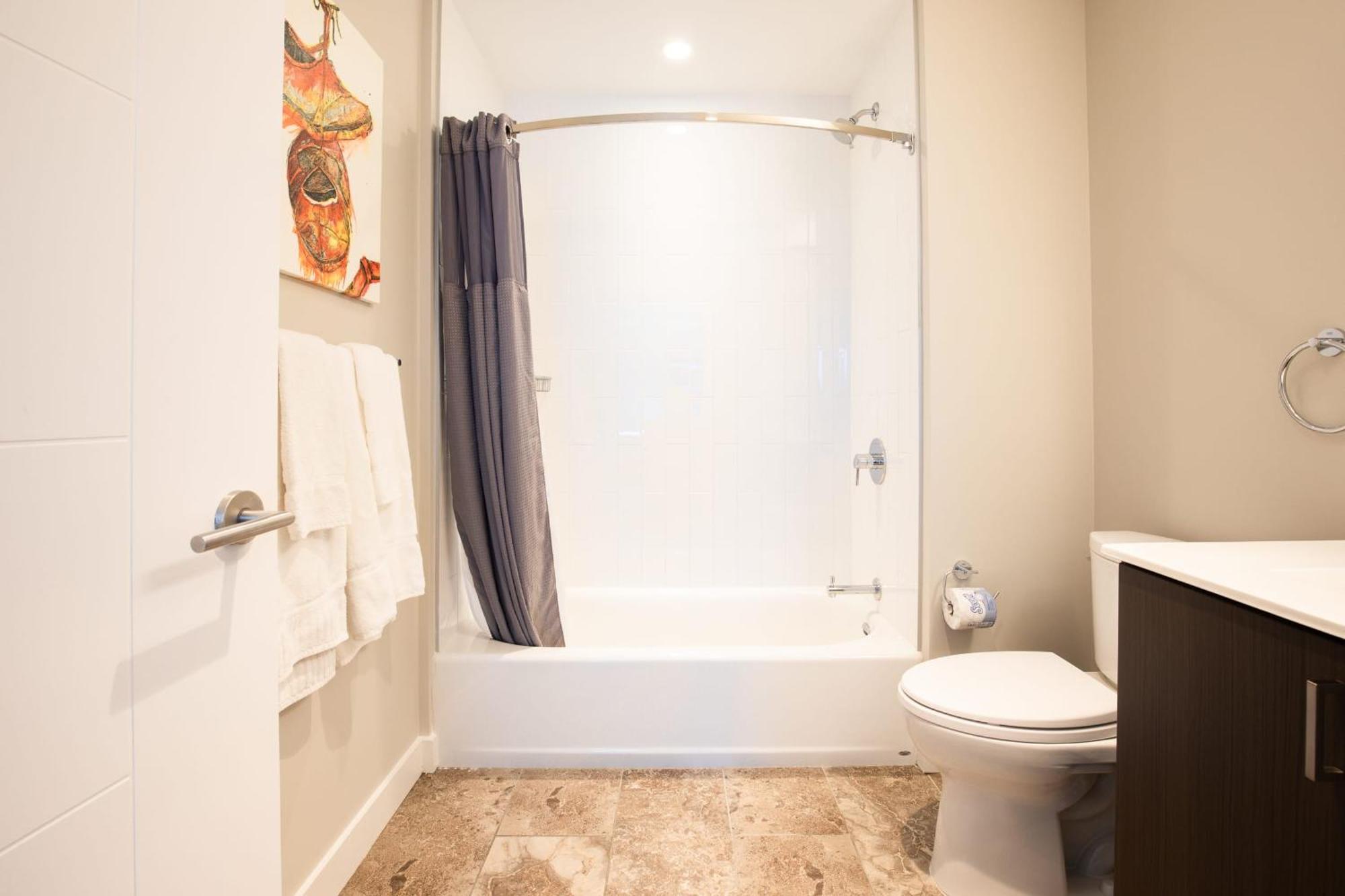 Luxury With Balcony In Seaport Boston