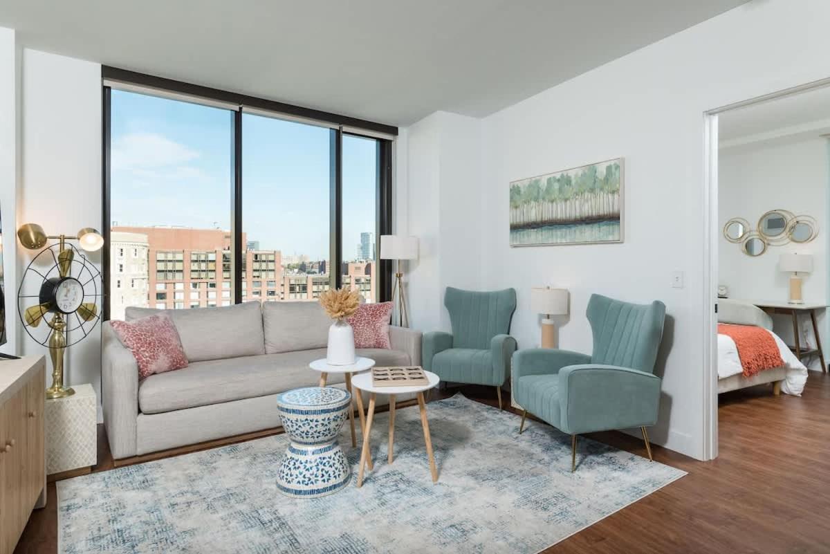 Apartment Back-bay Penthouse Downtown & Parking & Gym Boston
