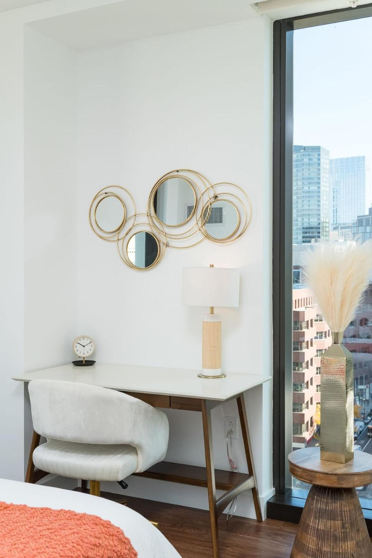 Back-bay Penthouse Downtown & Parking & Gym Boston