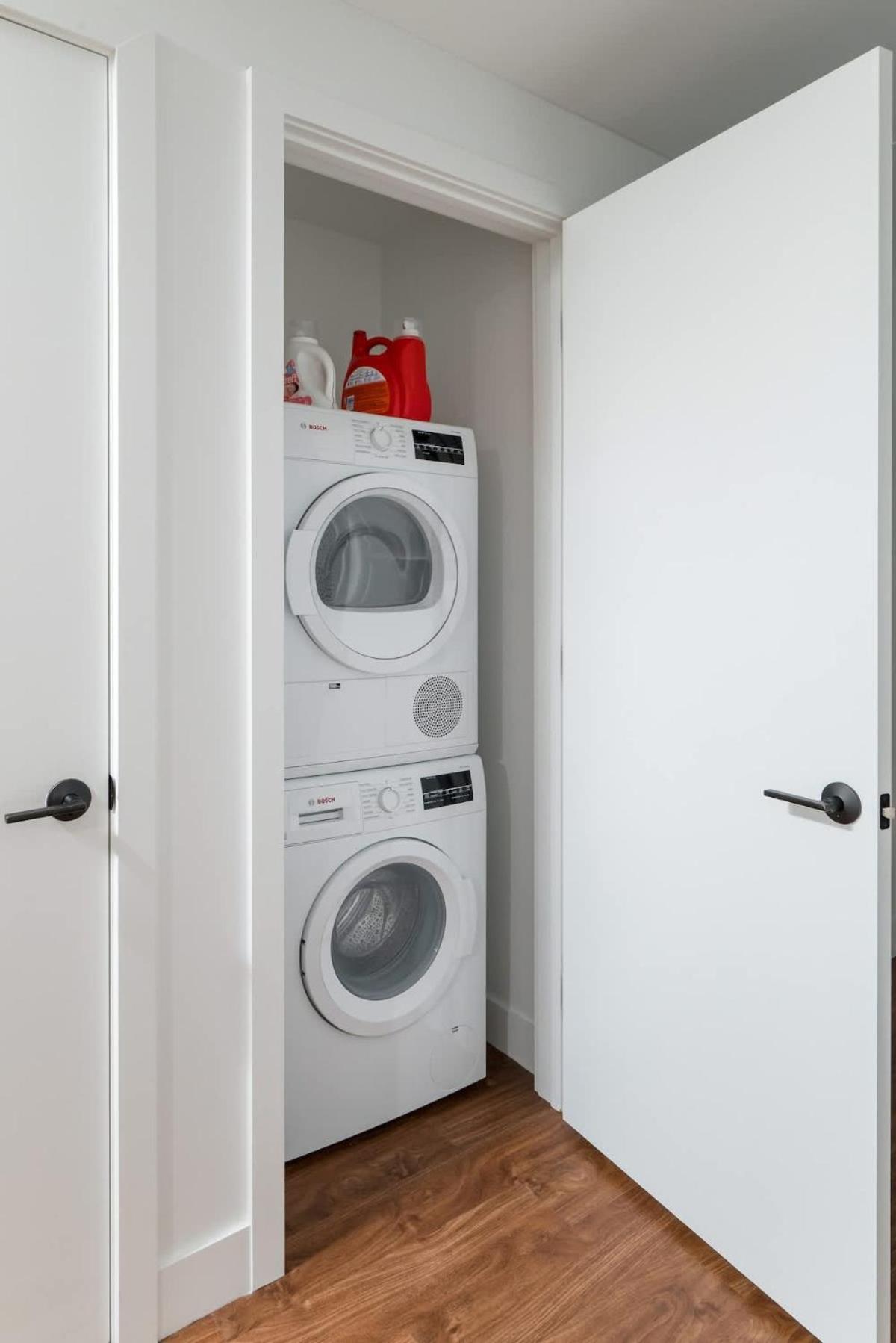 Apartment Back-bay Penthouse Downtown & Parking & Gym