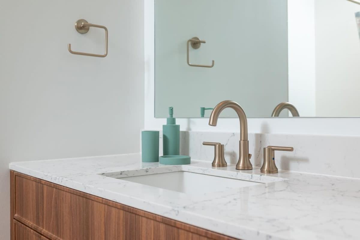 Back-bay 2br Penthouse W Roof And Gym Apartamento Boston