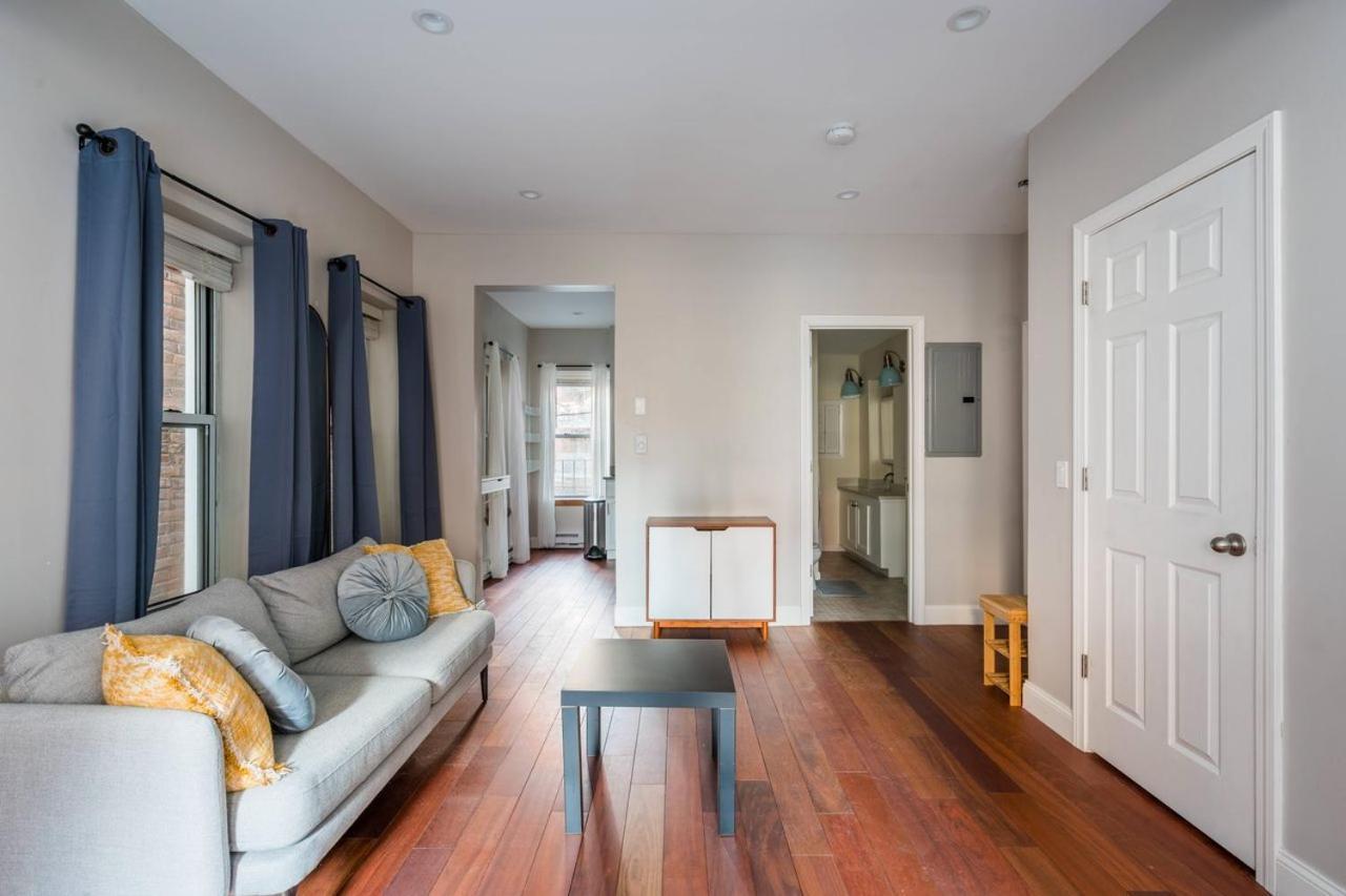 Functional 970 * Boston