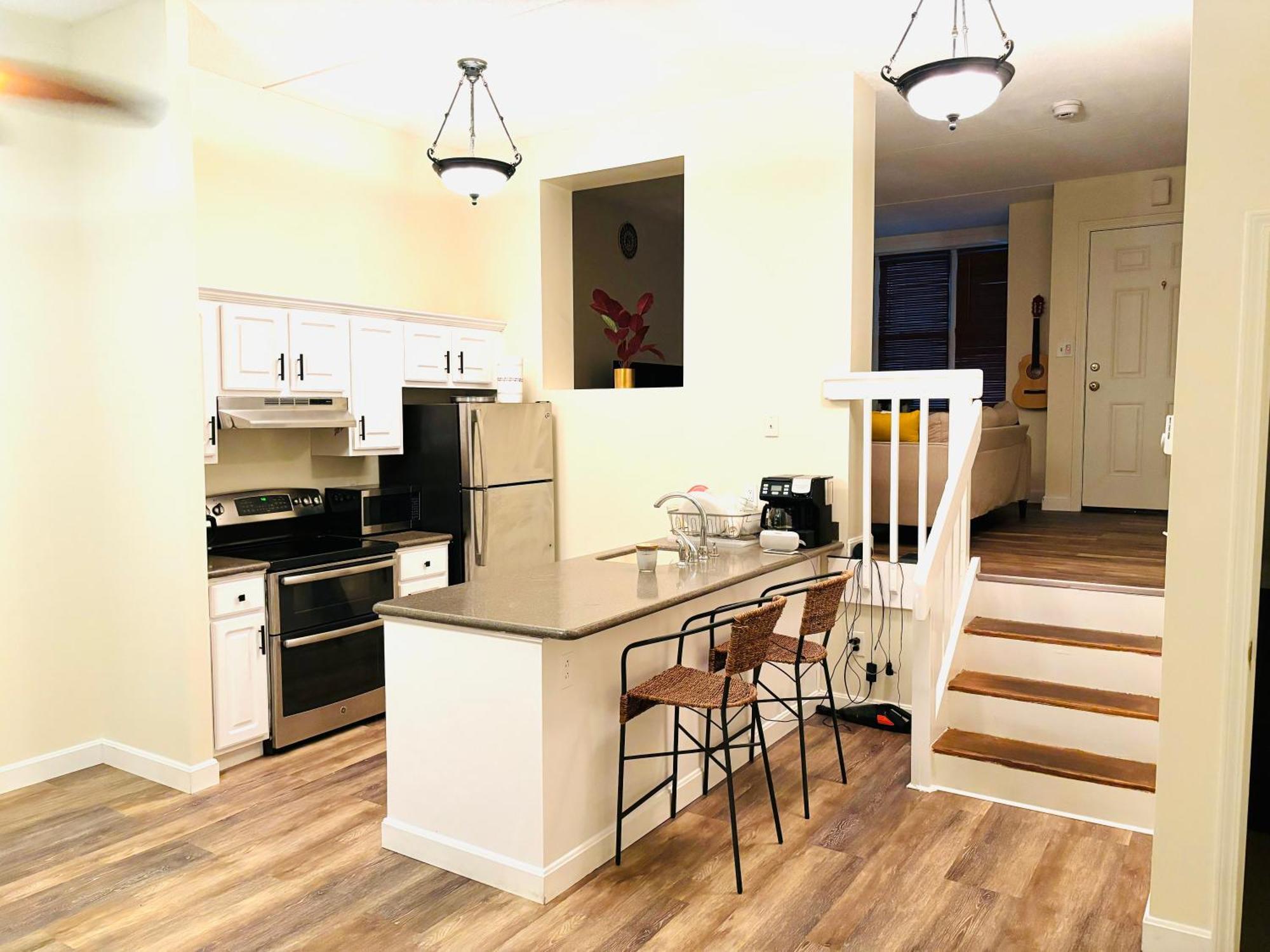 H & H Homestay Boston