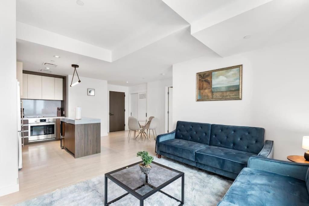 High-end 2br 2ba Unit In Seaport Apartment