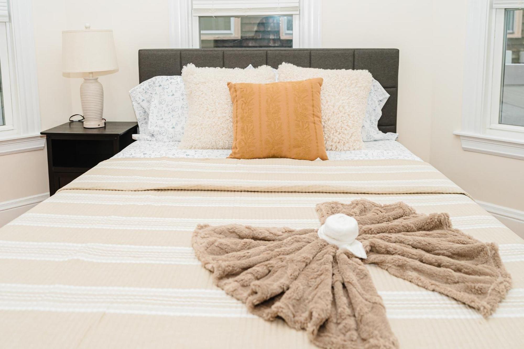 76 Carruth - 4br Cozy And Lovely Appartement