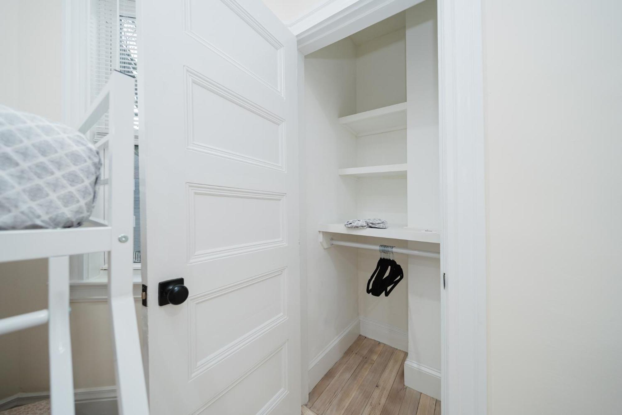 76 Carruth - 4br Cozy And Lovely Appartement