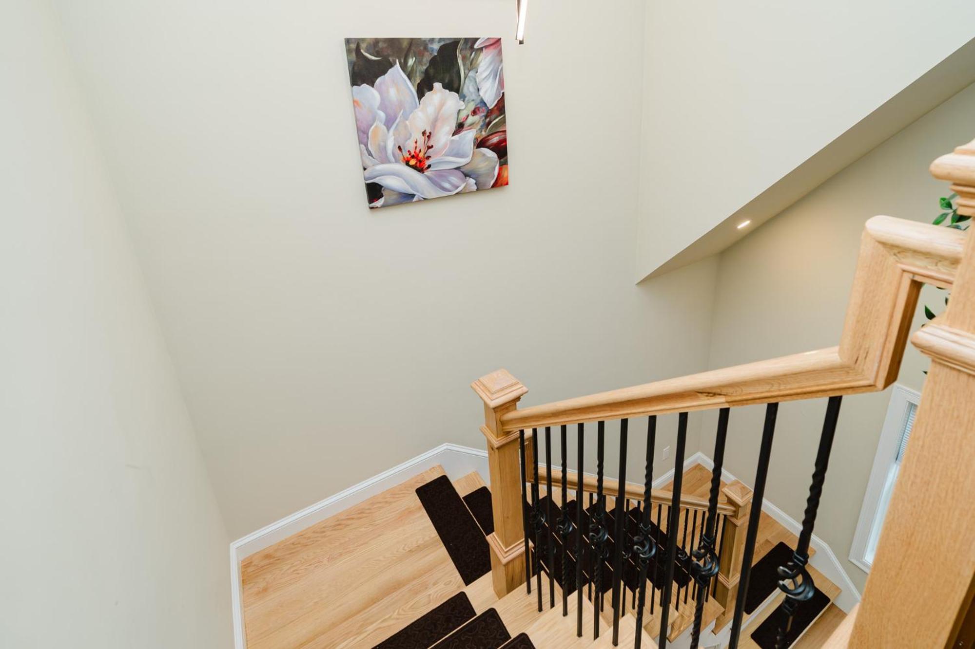 60-3 3br - Sleek Near Franklin Park Apartment Boston