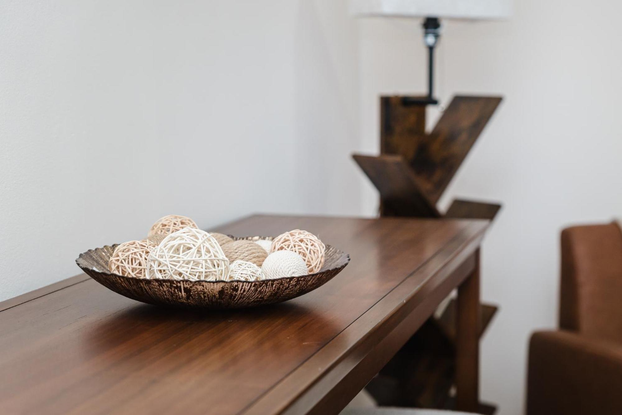 76-2 5br Cozy In Apartment