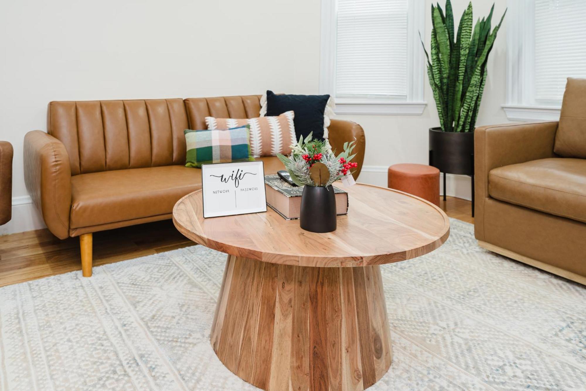 76-2 5br Cozy In Apartment Boston