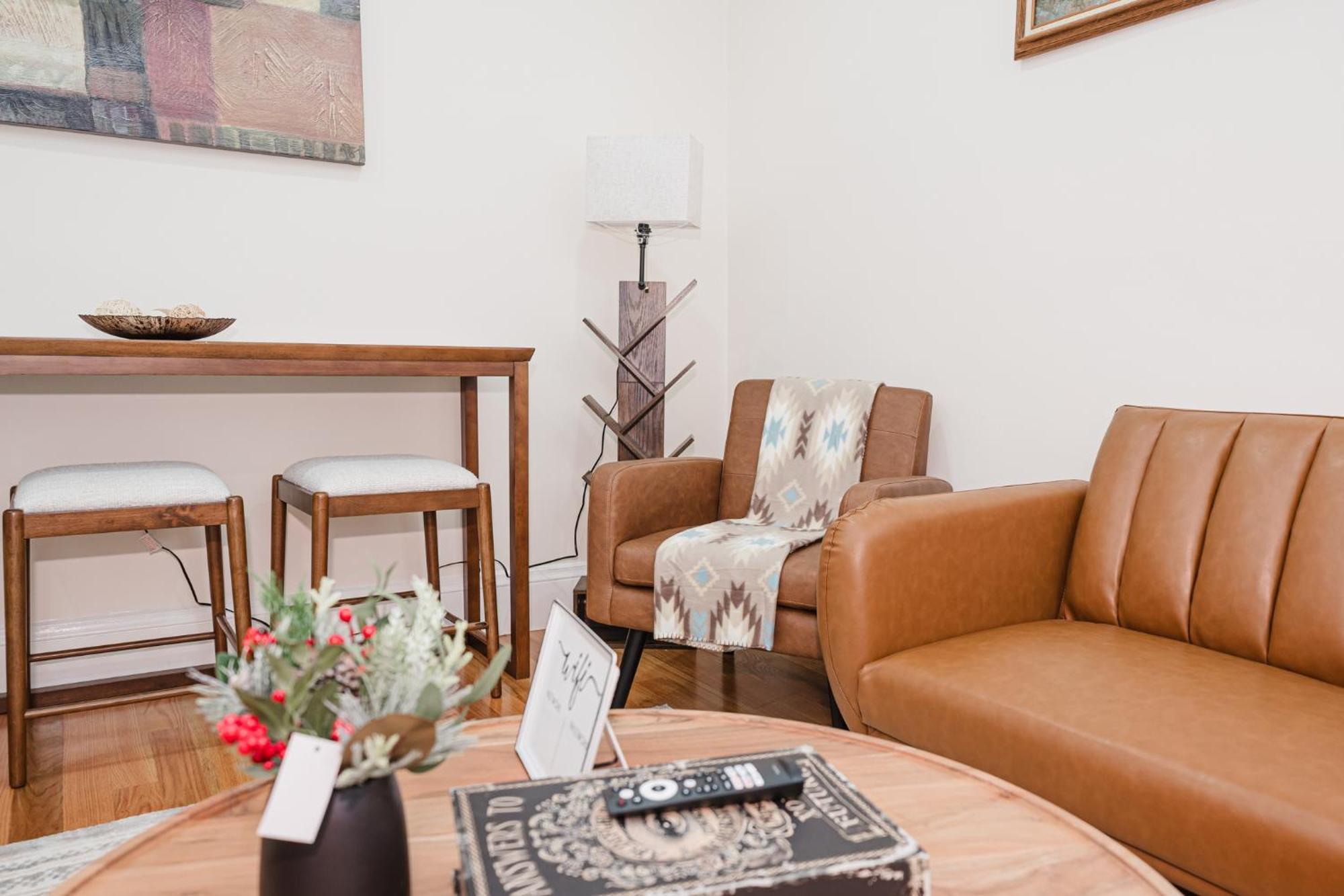 Apartment 76-2 5br Cozy In