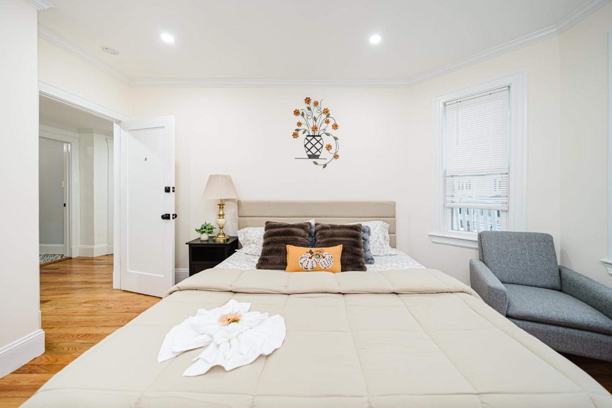 Apartment 76-2 5br Cozy In Boston