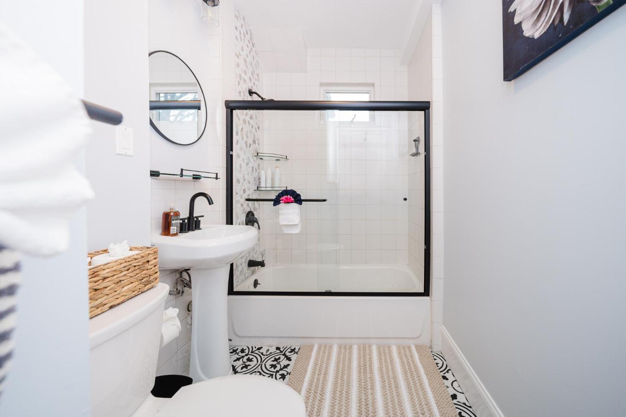 76-2 5br Cozy In Apartment