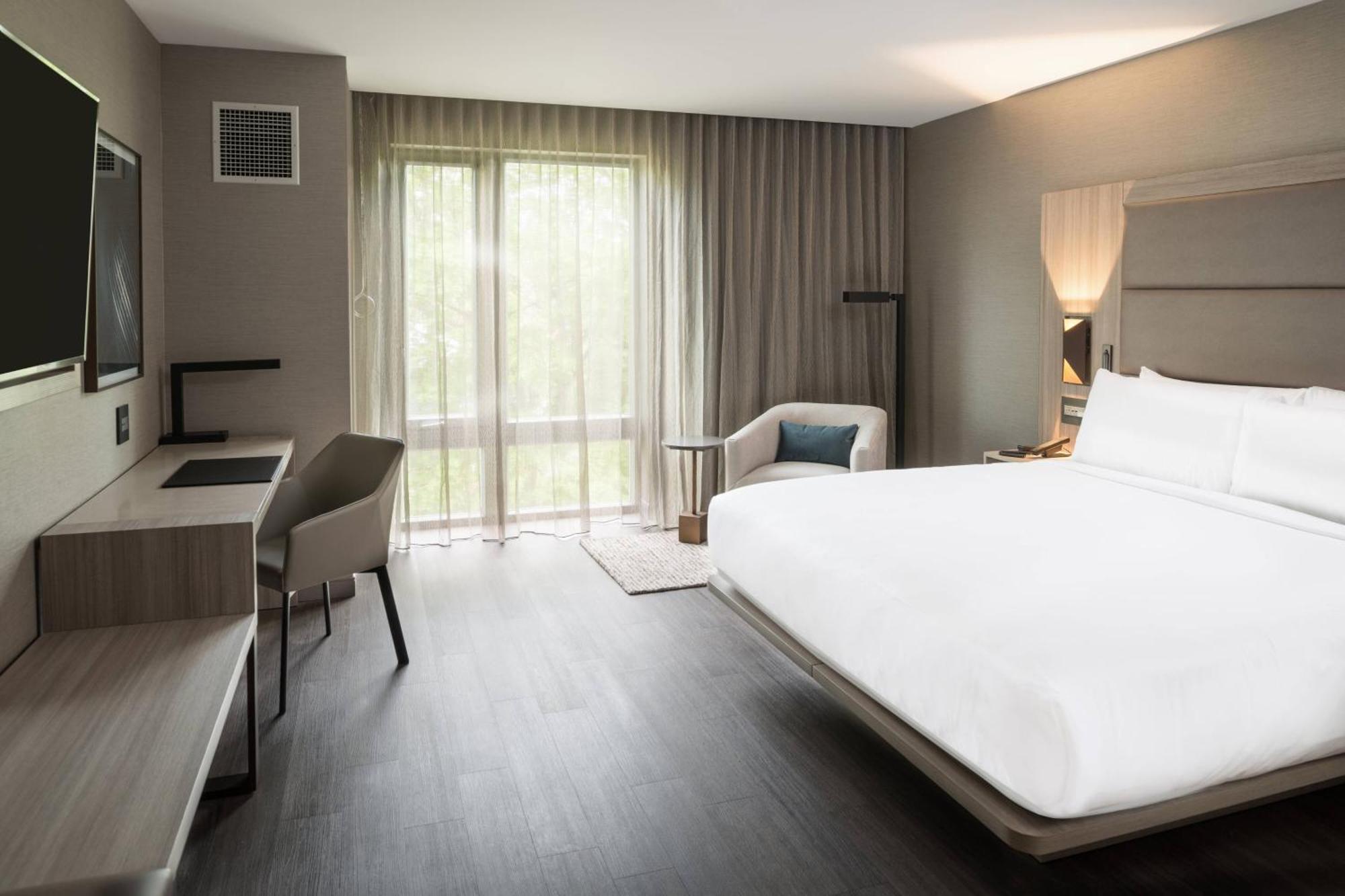 Ac By Marriott Cleveland Circle 4*