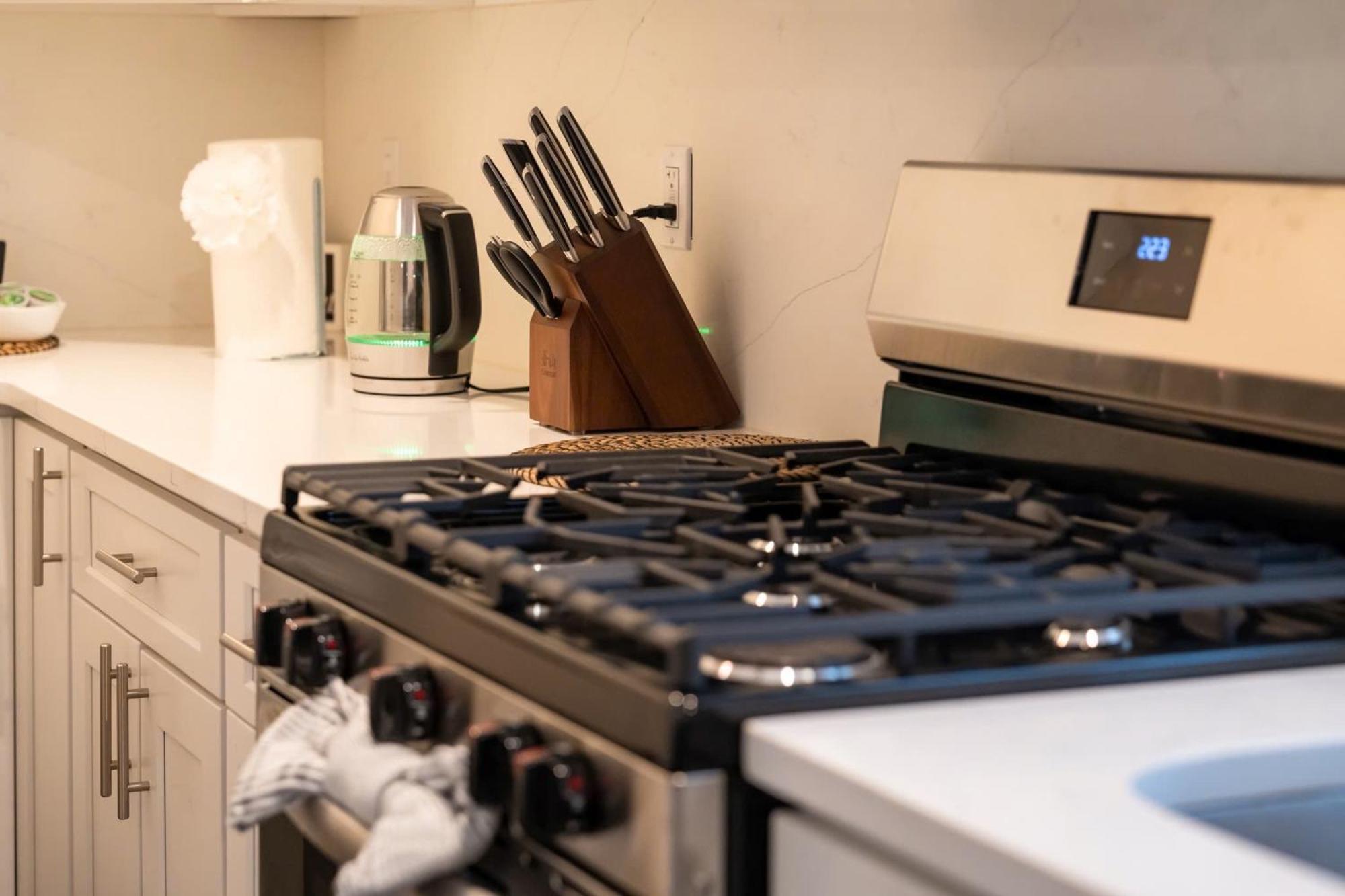 30-1 - 4br - Cozy Near Geneva Cliffs Apartment