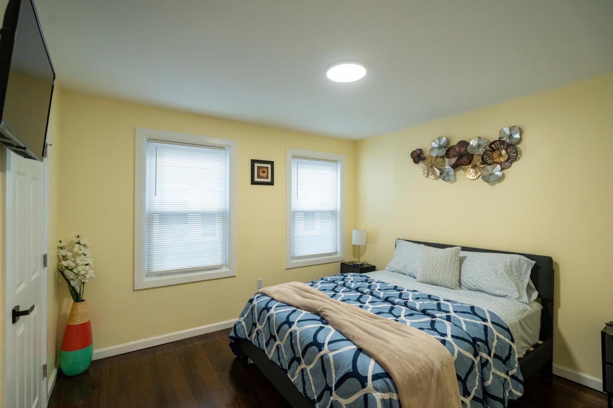 Apartment Tranquil 3Br Boston Apt W Balcony, Parking, Bathtub Near Franklin Park Zoo 303 *