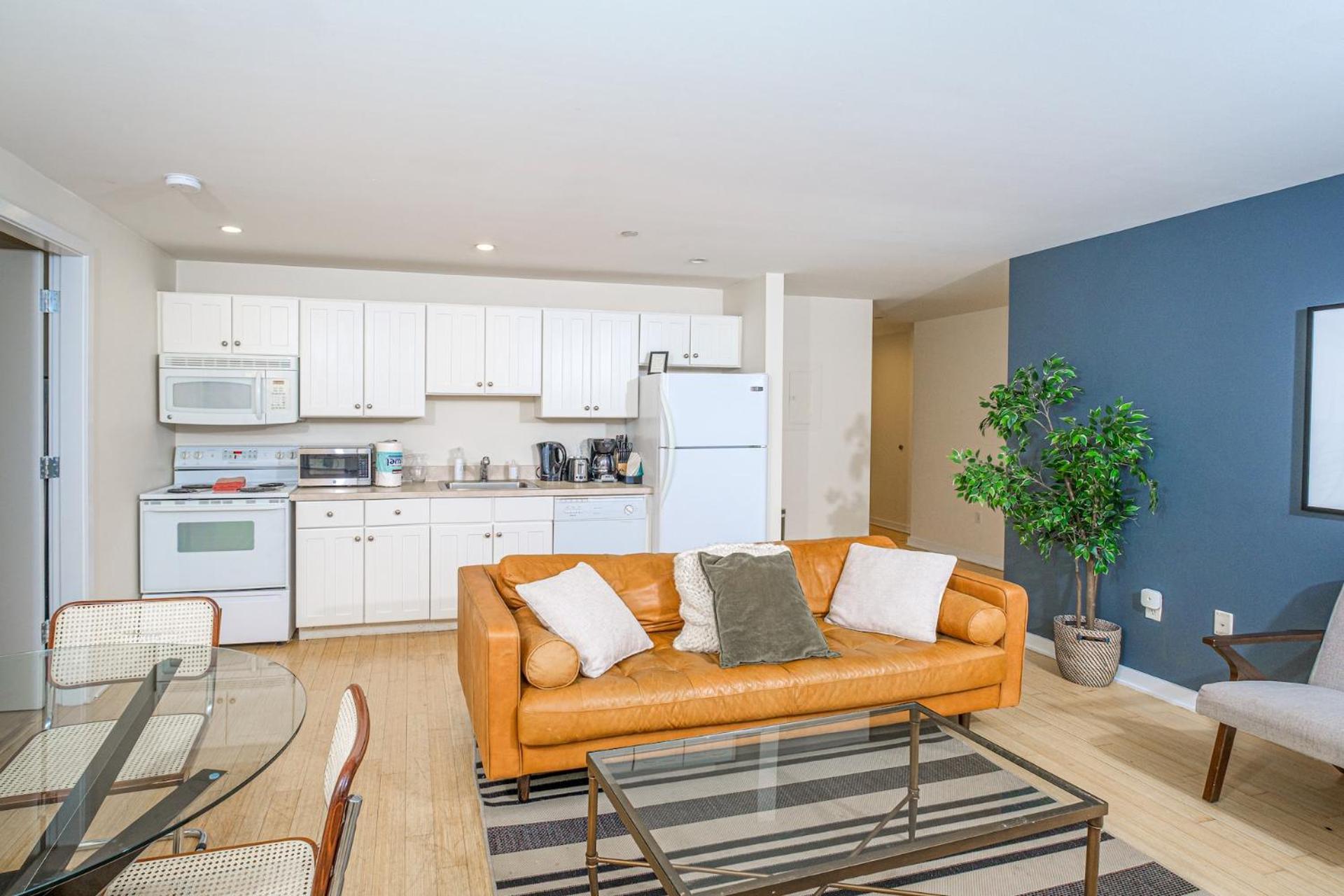 Furnished In Downtown Apartment *