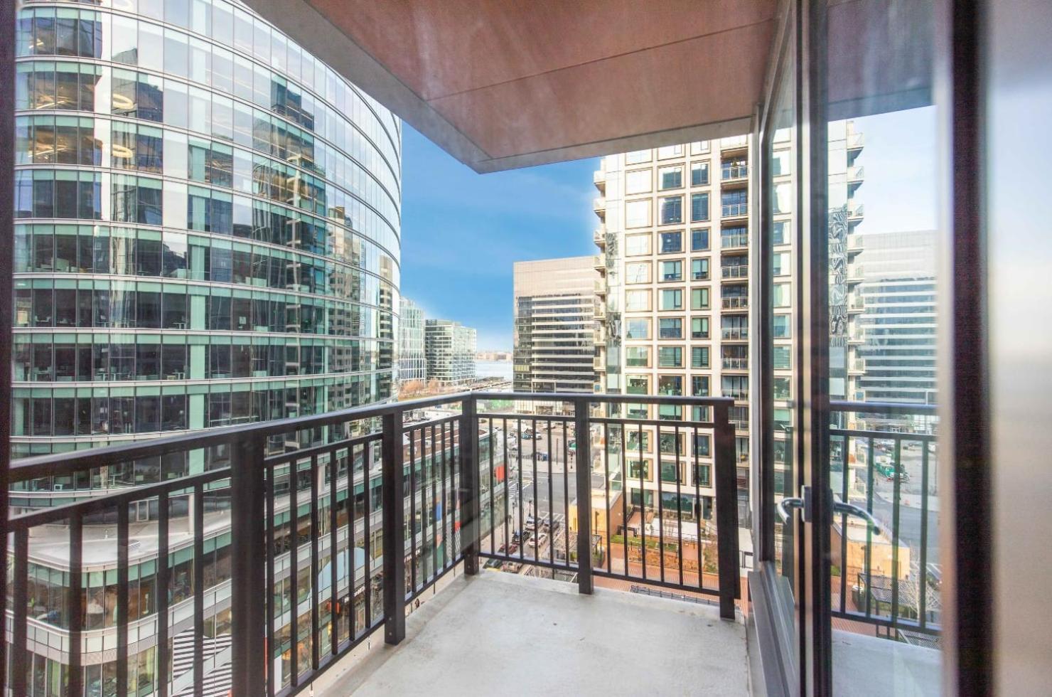 Luxury With Gym Apartment