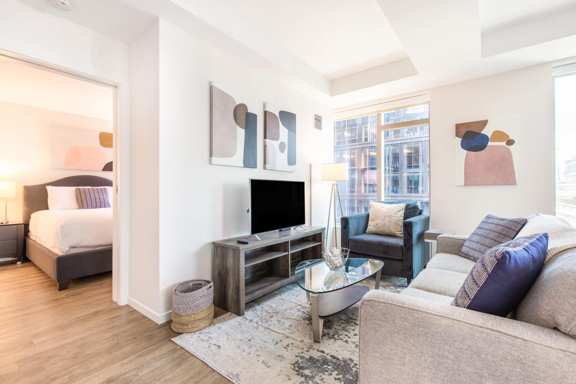 Luxury With Gym Apartment Boston