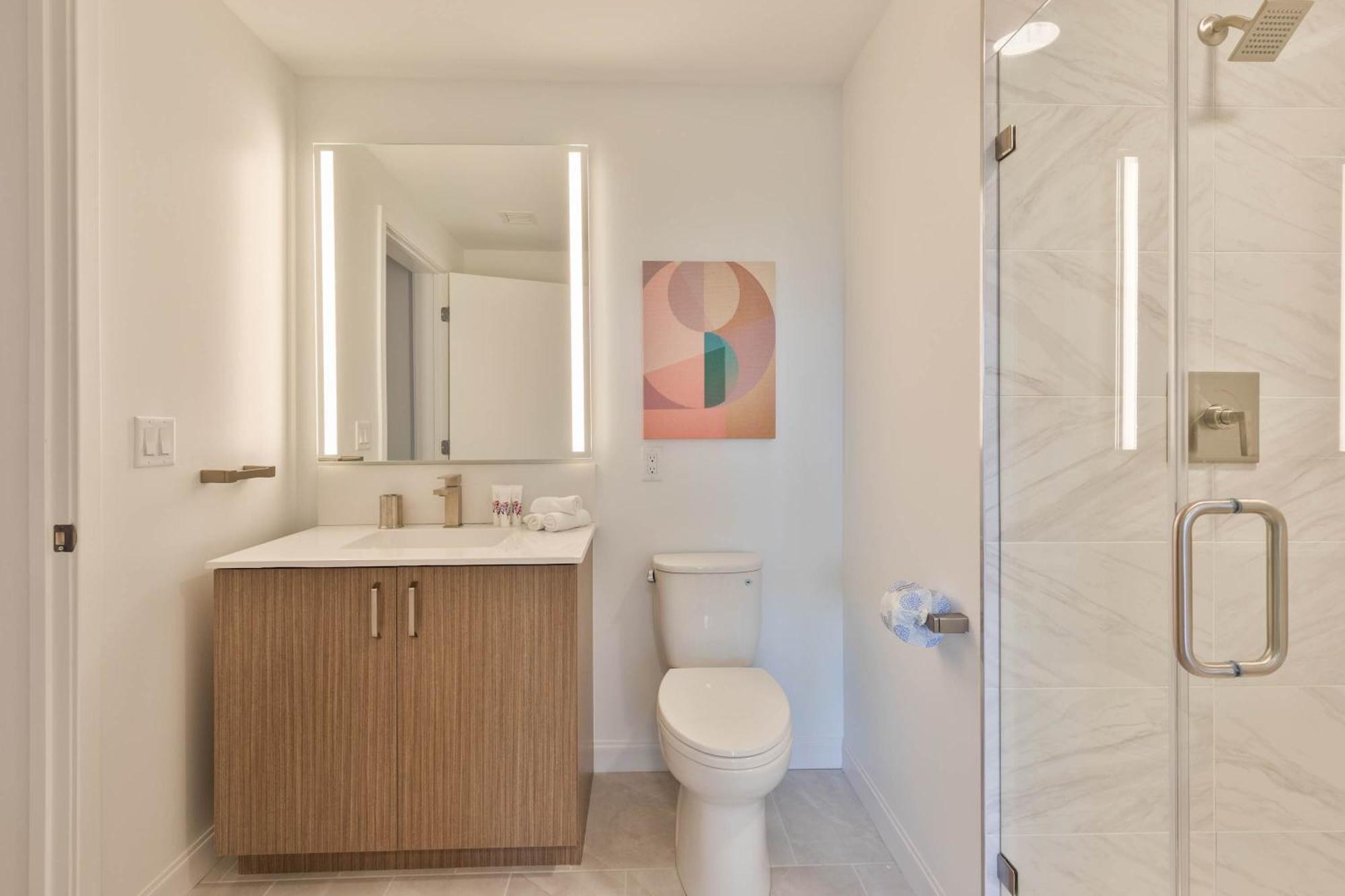 Luxury With Kitchen In Fenway Apartment *