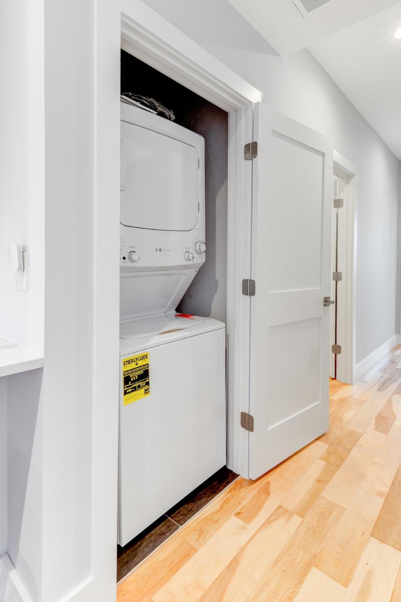 Furnished Near Logan Airport Appartement