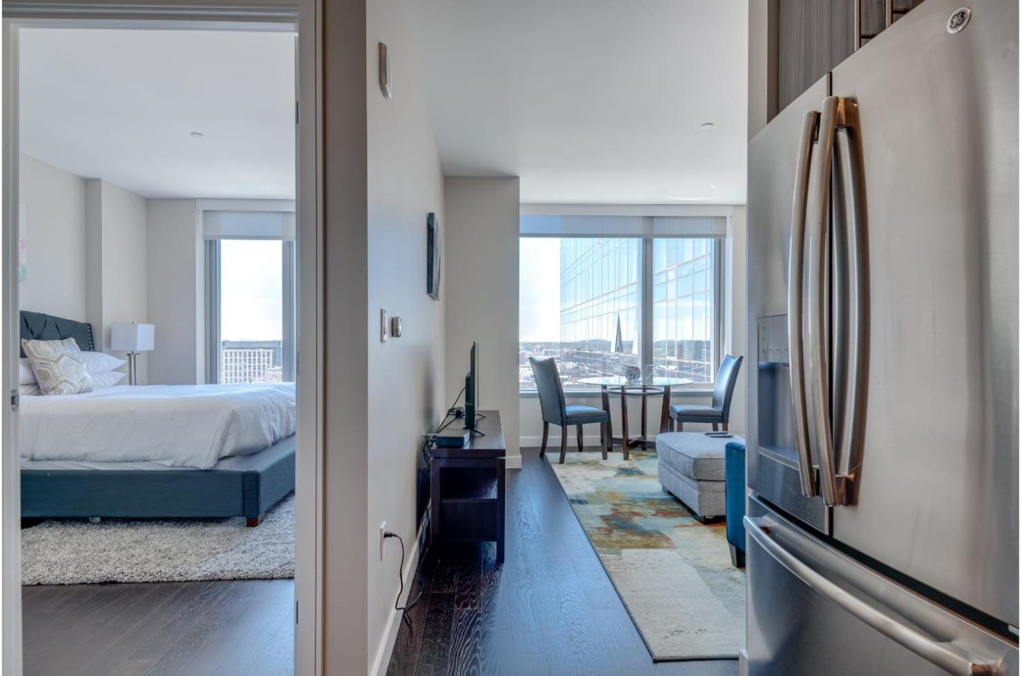 Apartment Entire Downton Seaport *