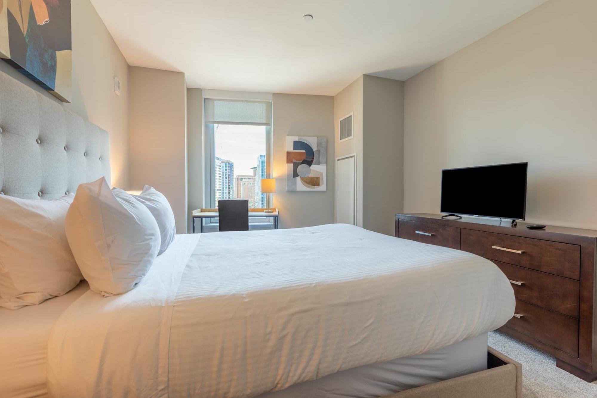 Private 2br Seaport Disctrict Boston