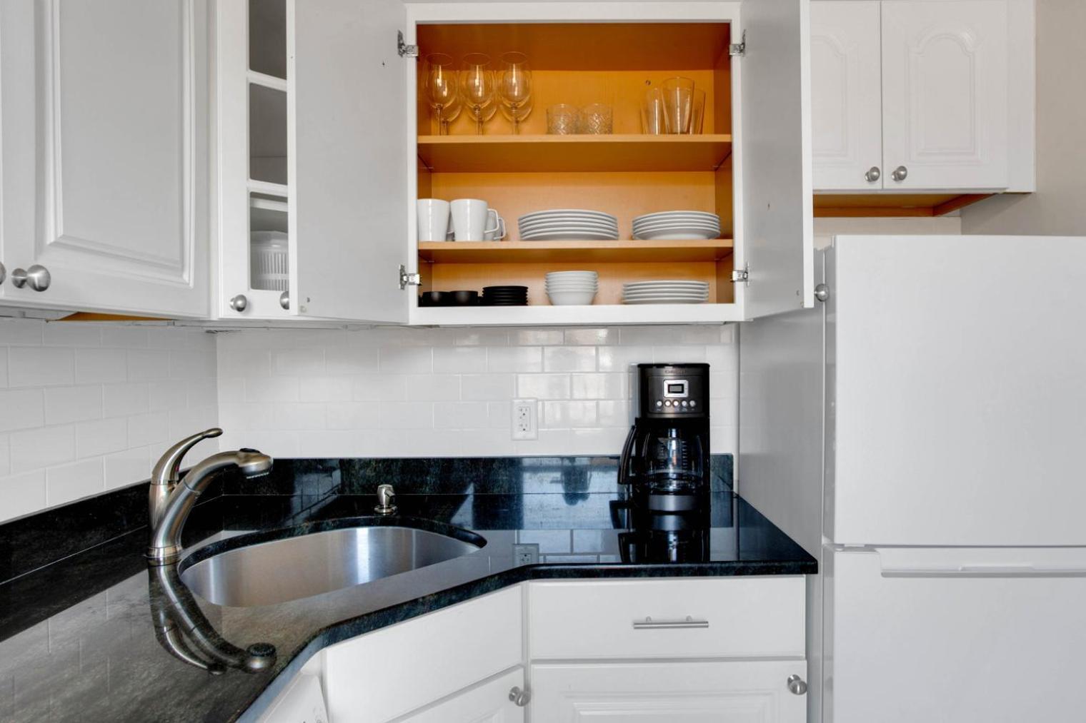 Back Bay W Wd Nr Copley T Bos-782 Apartment *