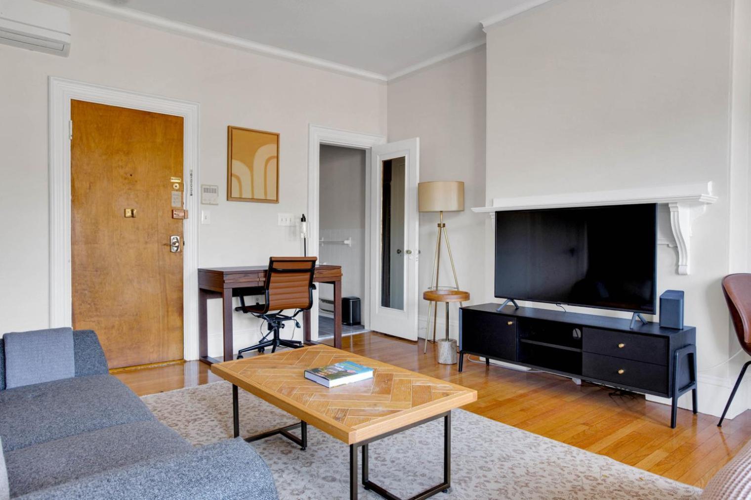 Back Bay W Wd Nr Copley T Bos-782 * Boston