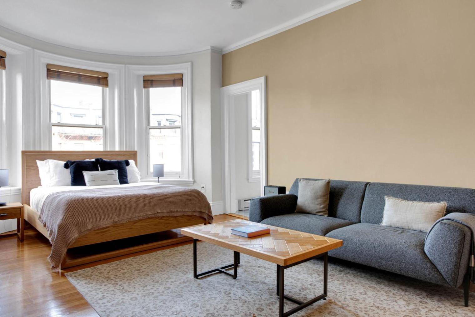 Back Bay W Wd Nr Copley T Bos-782