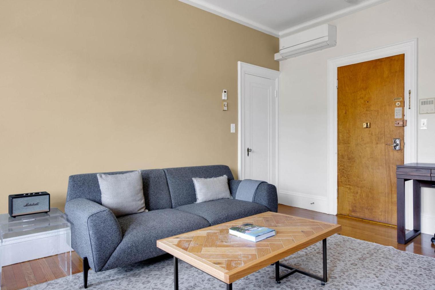 Back Bay W Wd Nr Copley T Bos-782 Apartment *