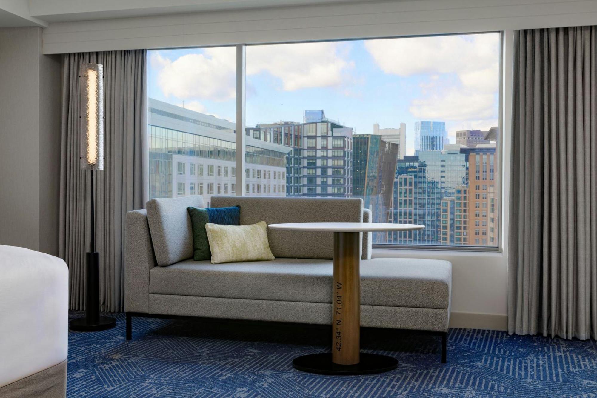 Renaissance Seaport District Hotel Boston