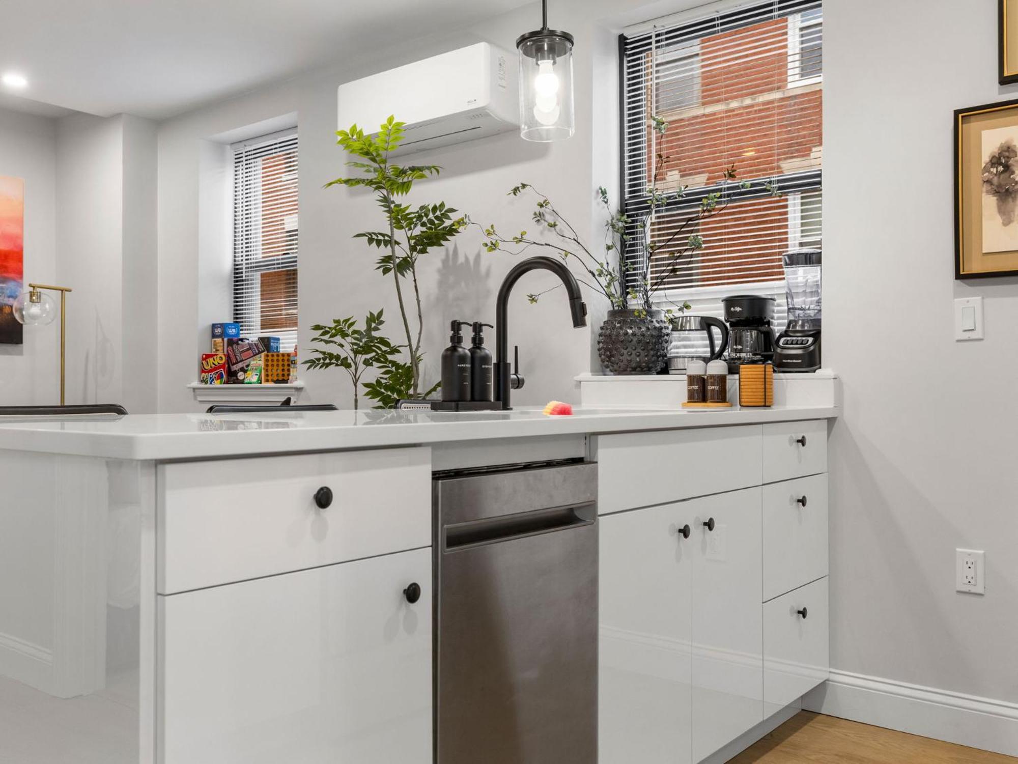 North End Close To Td Garden Walk To Downtown *