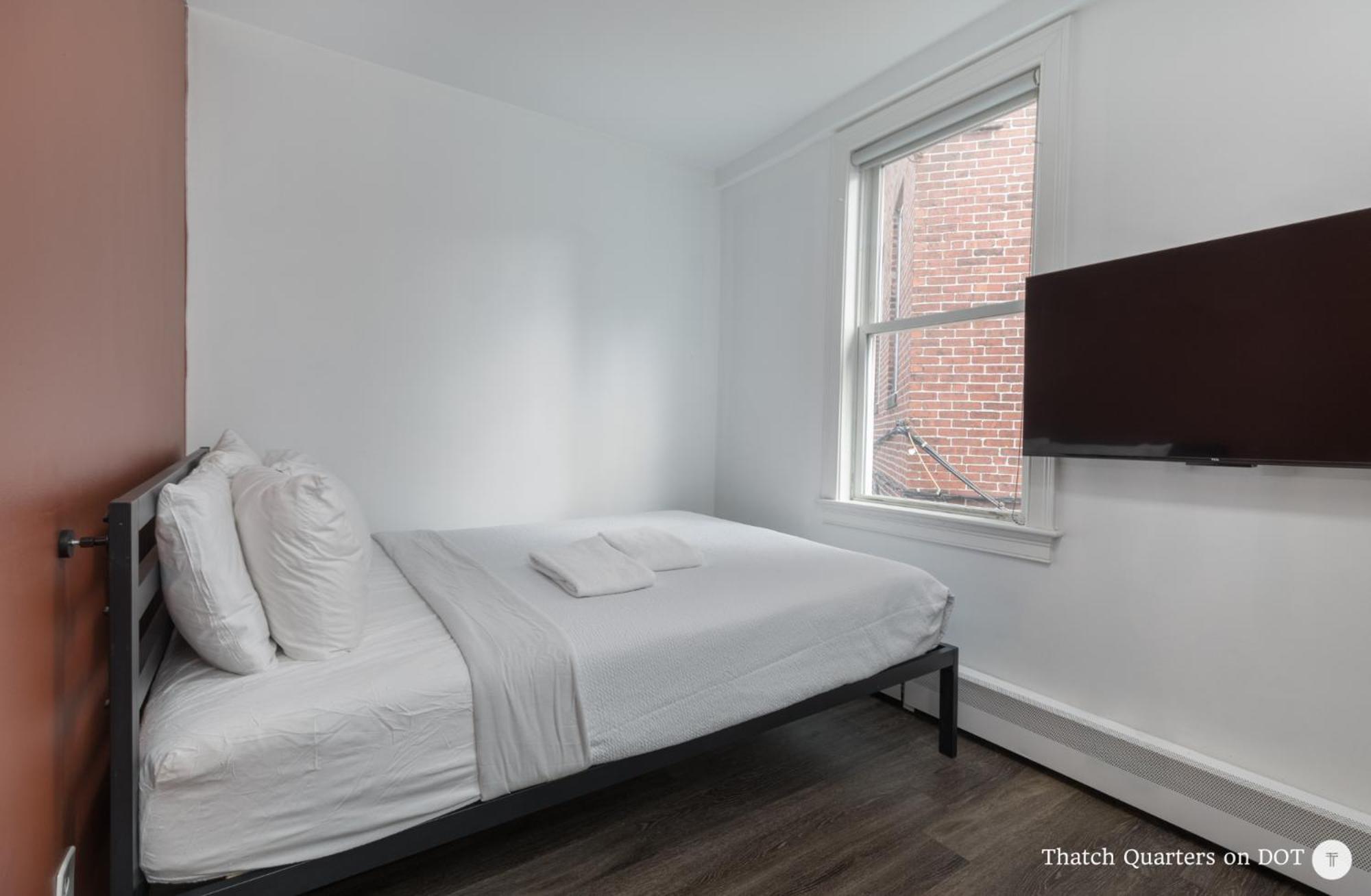 Quarters On Dot By Thatch Appartement