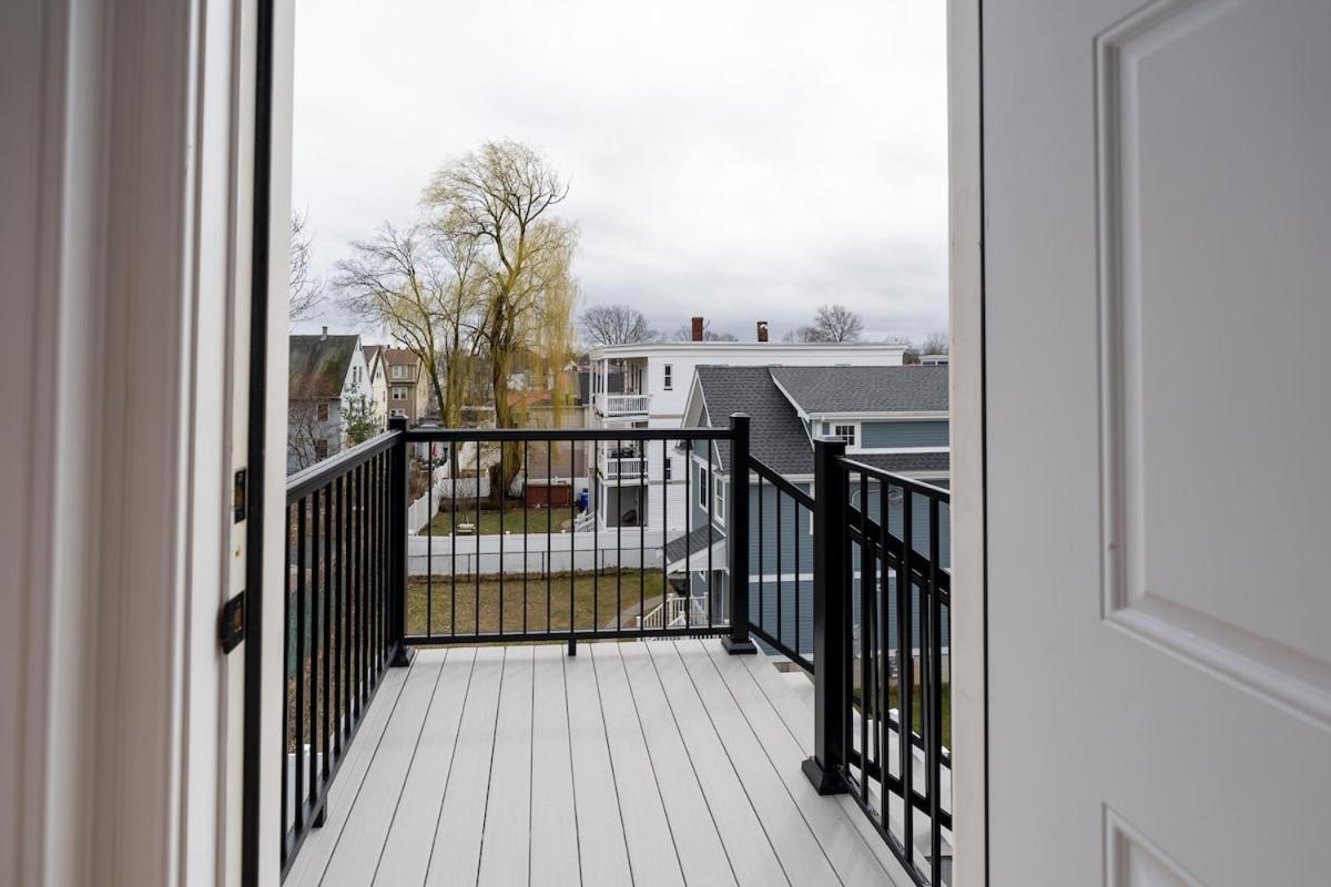 558-3 3br - Renovated Nest Near Aquarium Apartment *