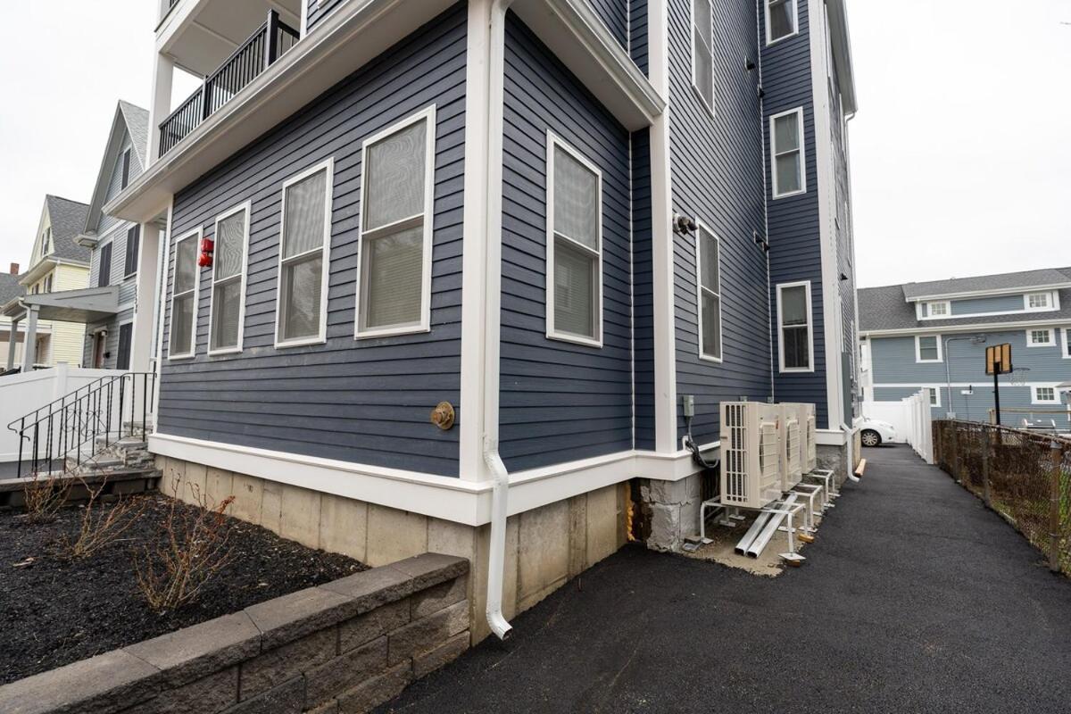 558-3 3br - Renovated Nest Near Aquarium Apartment