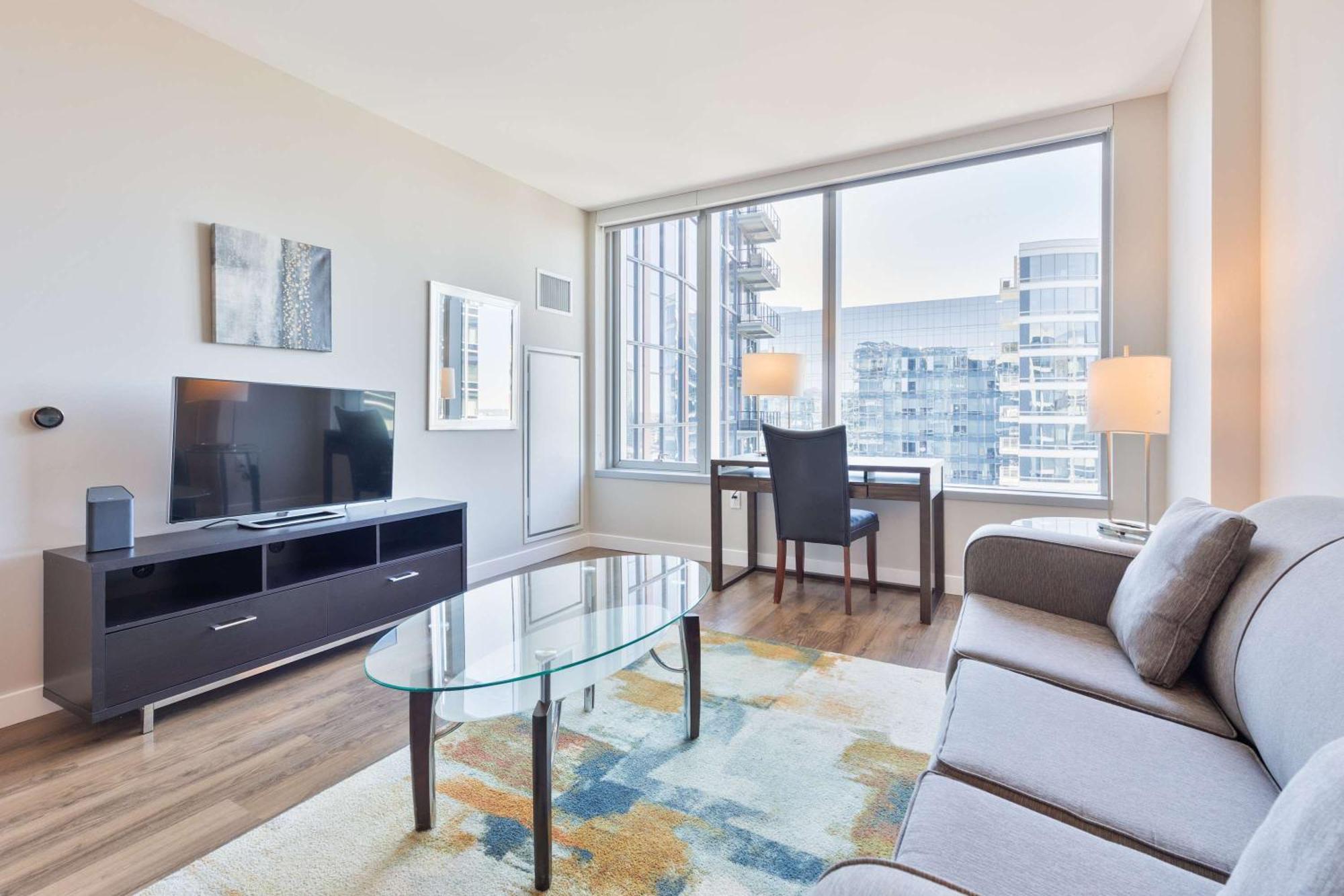 Apartment Luxury In Seaport *