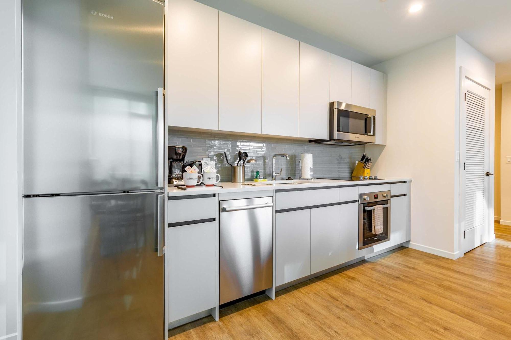 Full Private Downtown Seaport