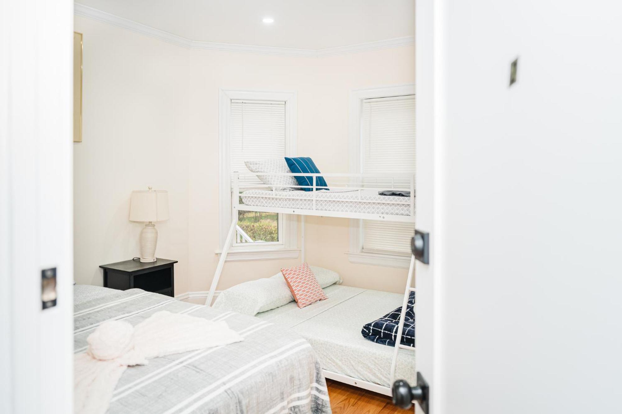 76 Carruth - 4br Cozy And Lovely Appartement
