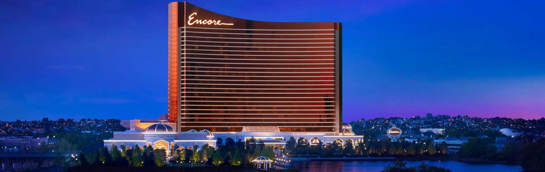 Apartment Downtown Common Theater District Chinatown Smart Hdtv Td Garden Bruins Celtics Patriots *