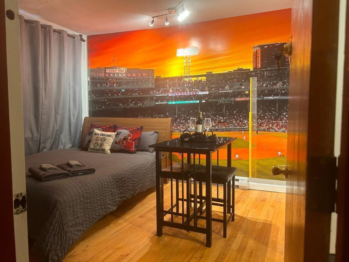 Downtown Common Theater District Chinatown Smart Hdtv Td Garden Bruins Celtics Patriots *