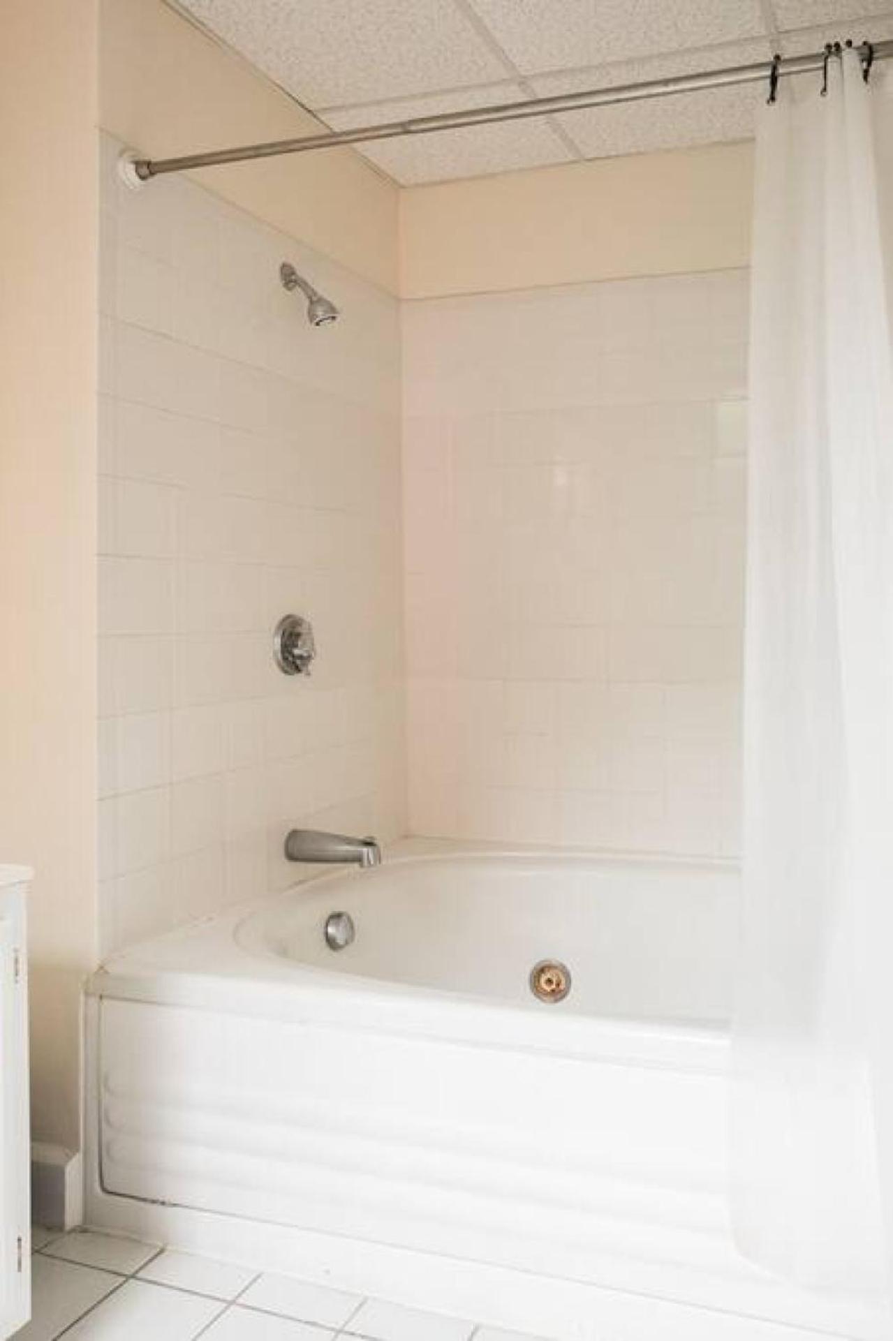 Charming 1 Bedroom Newbury Street *