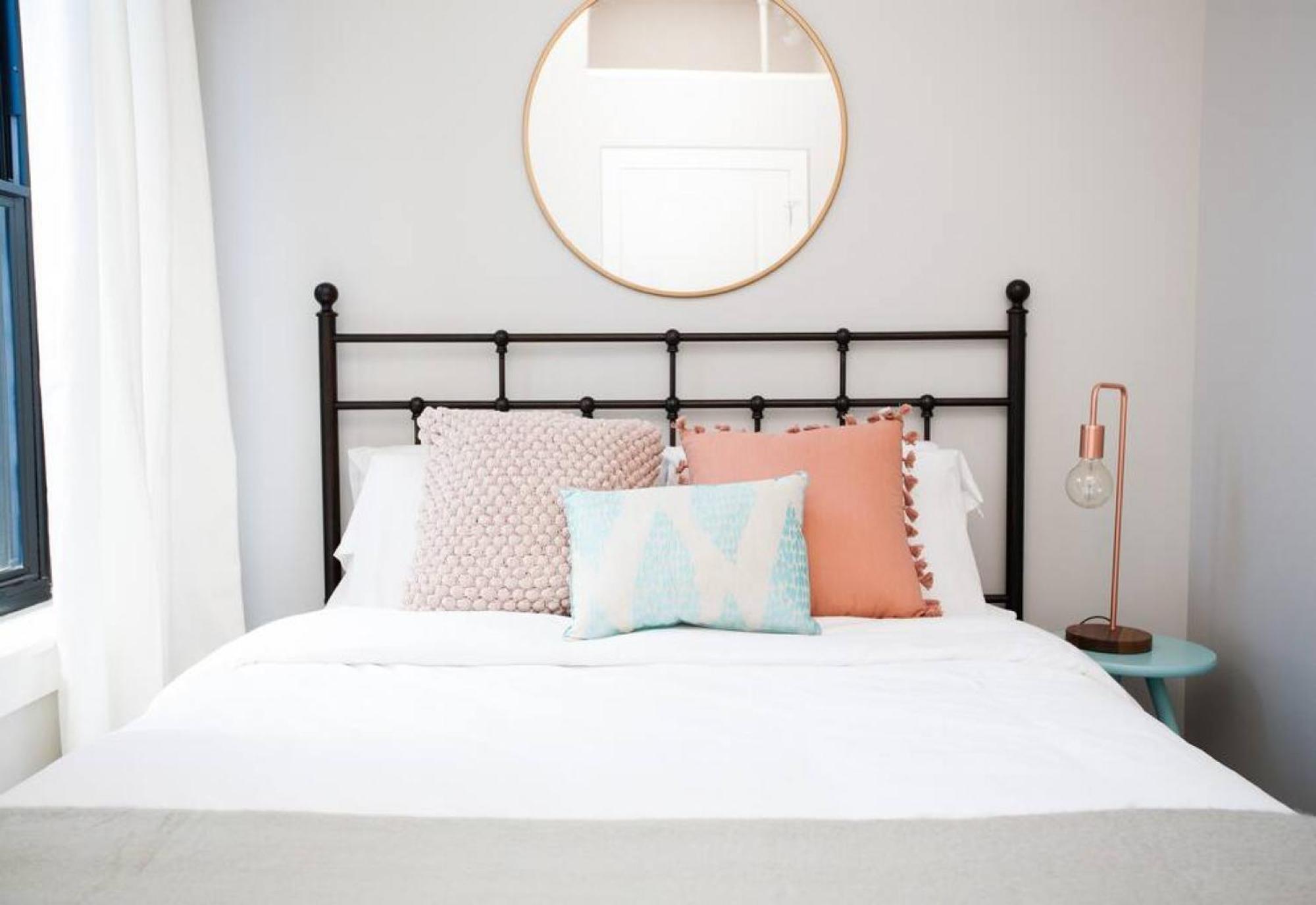 Apartment Centrally Located Luxurious Loft Walk Anywhere *