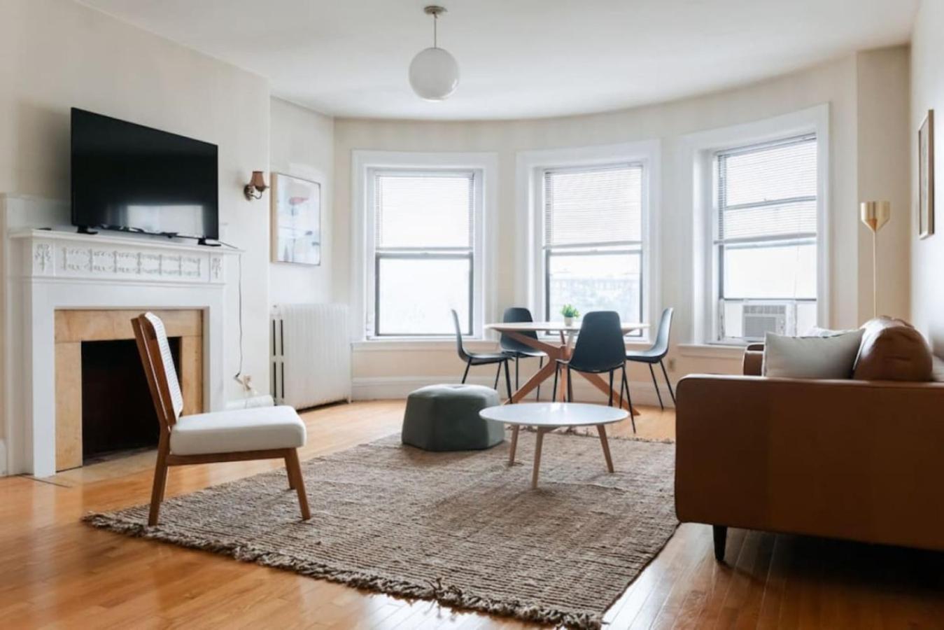 Stunning 1br Steps To Fenway Boston