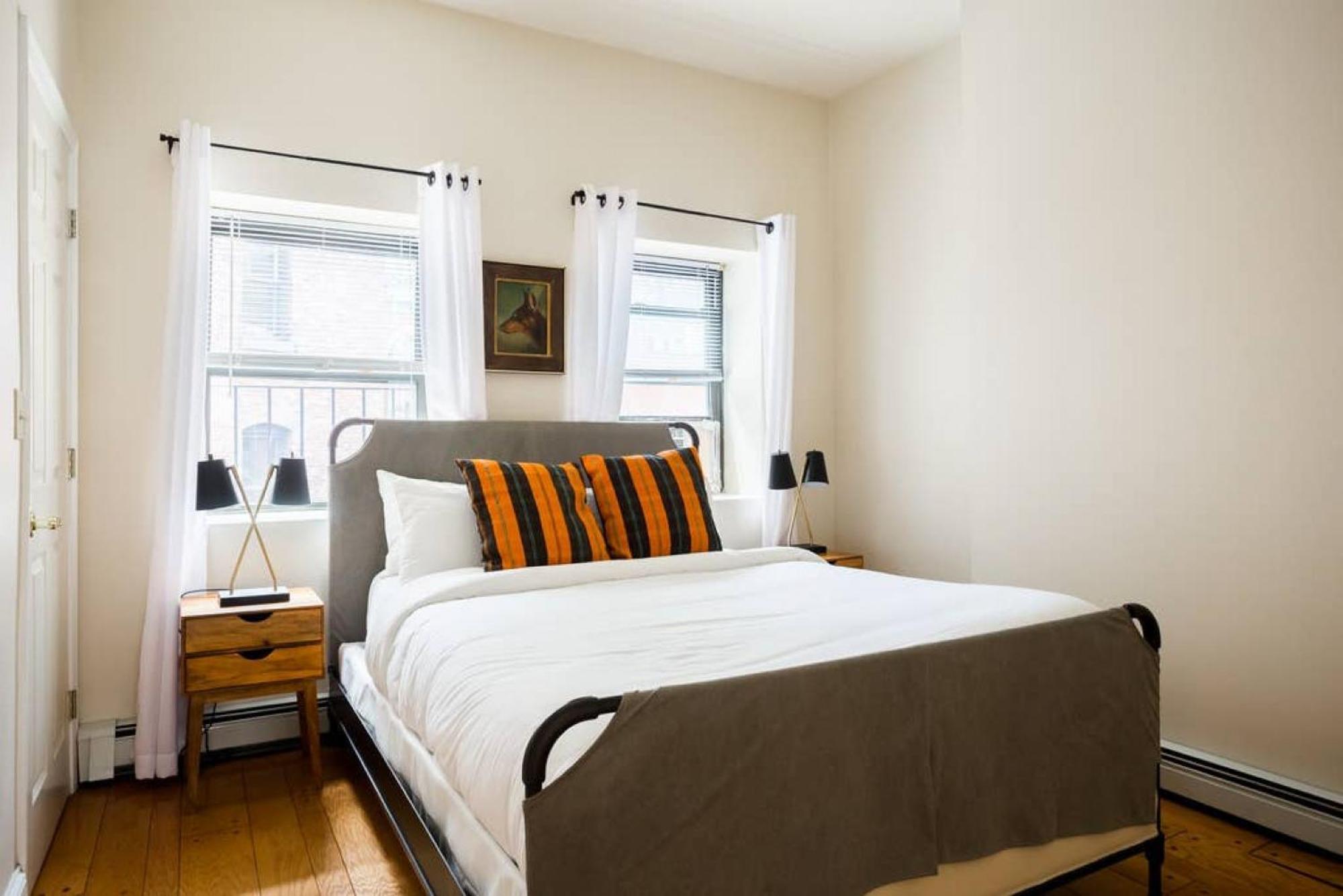 Fabulous 2bed 2bath Downtown