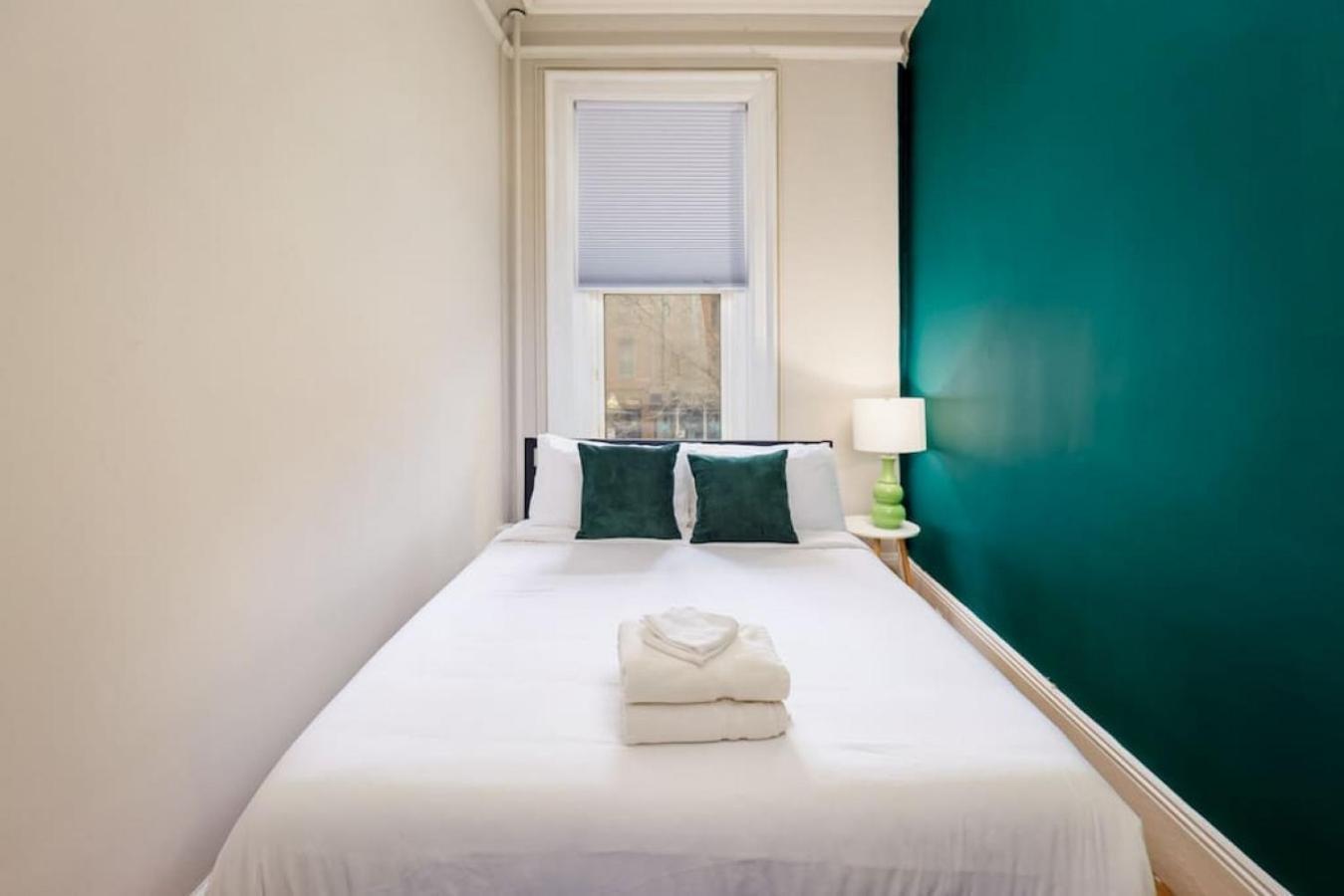 Beautiful Newbury St 1 Bedroom Unit * Boston