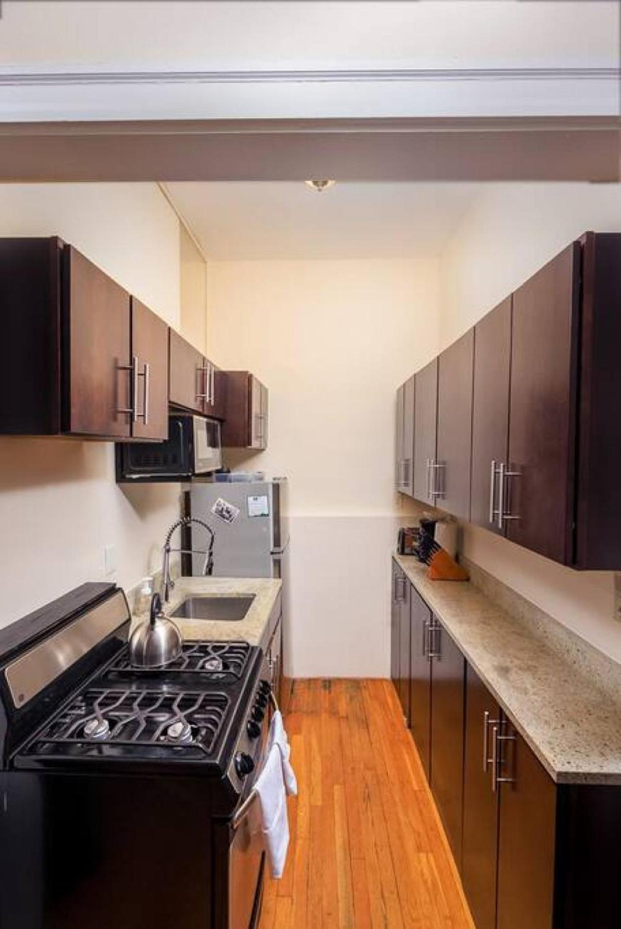 Beautiful Newbury St 1 Bedroom Unit Boston
